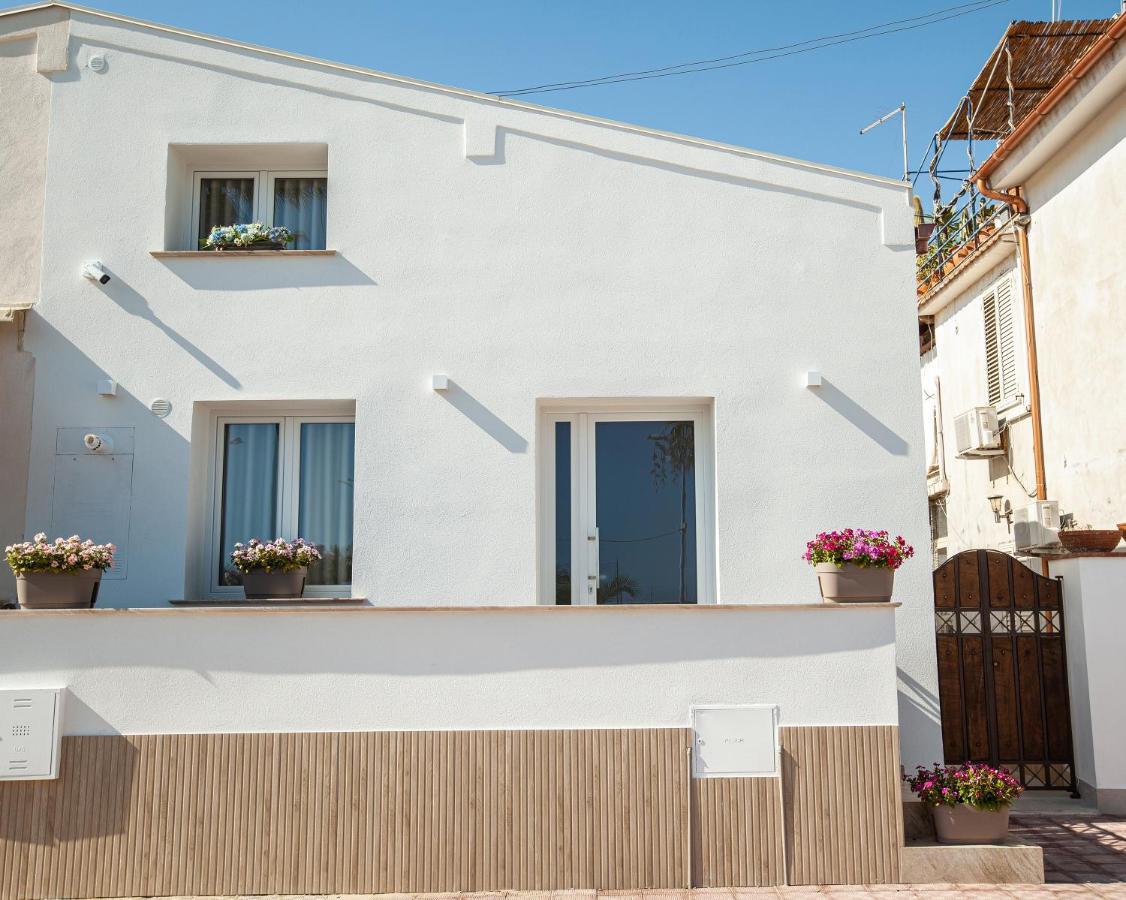 Mareli Suites San Leone Exterior photo